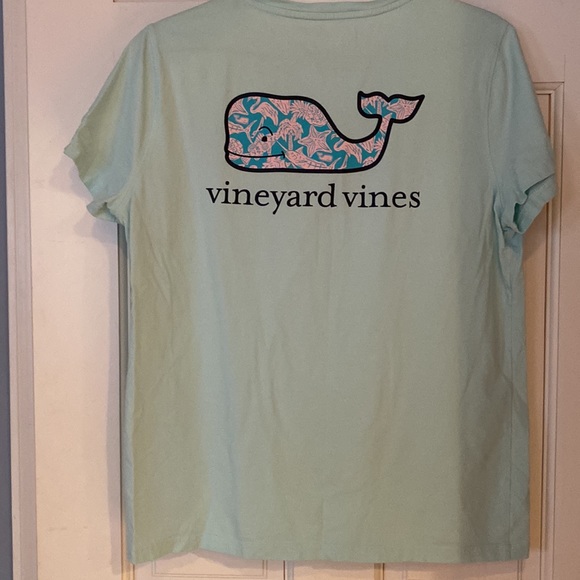 Vineyard Vines Classic Whale T - Picture 2 of 5